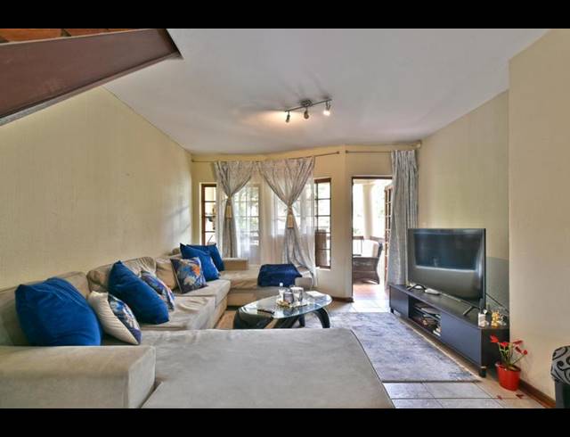 2 BEDROOM APARTMENT FOR SALE IN MORNINGSIDE